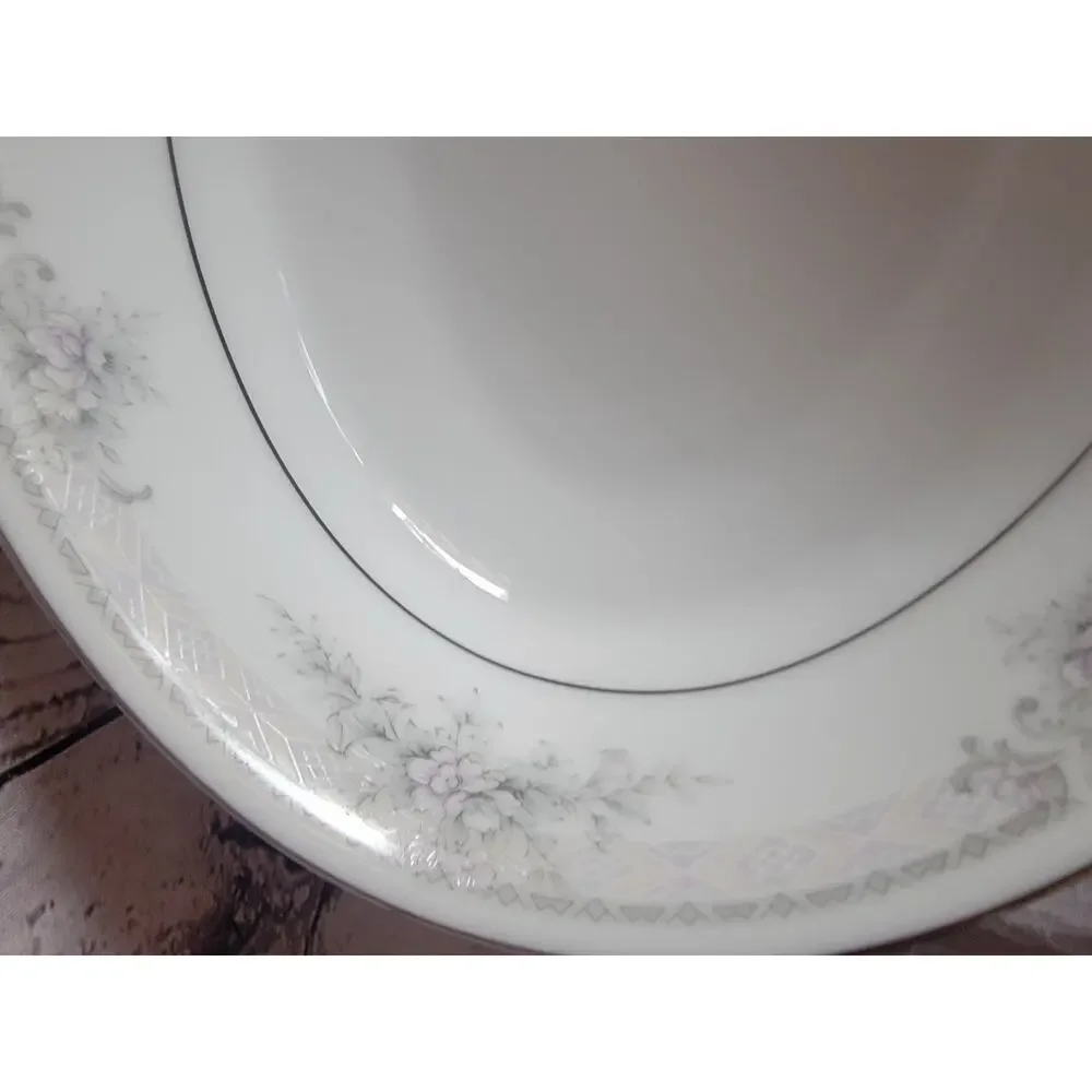 Legendary by Noritake Sri Lanka Sweet Leilani 9.5